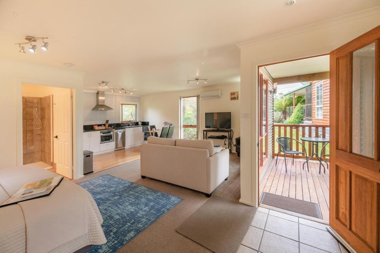 Aloft Boutique Accommodation Strahan Eksteriør billede