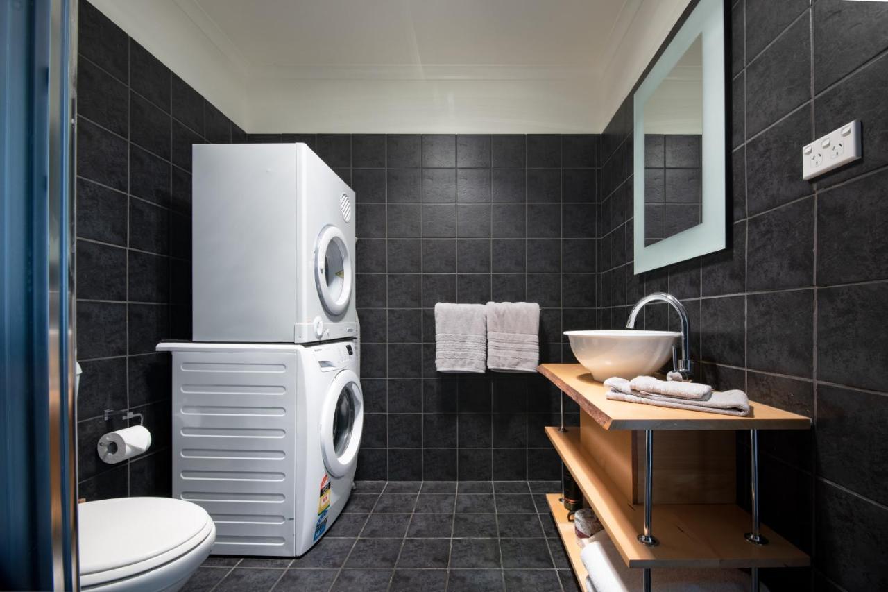 Aloft Boutique Accommodation Strahan Eksteriør billede